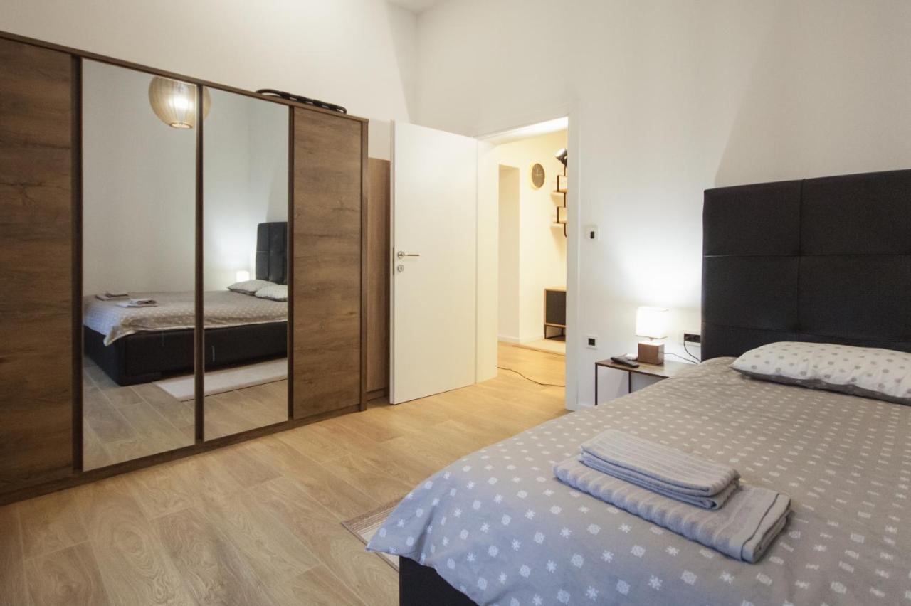Apartment Josip Пула Екстер'єр фото